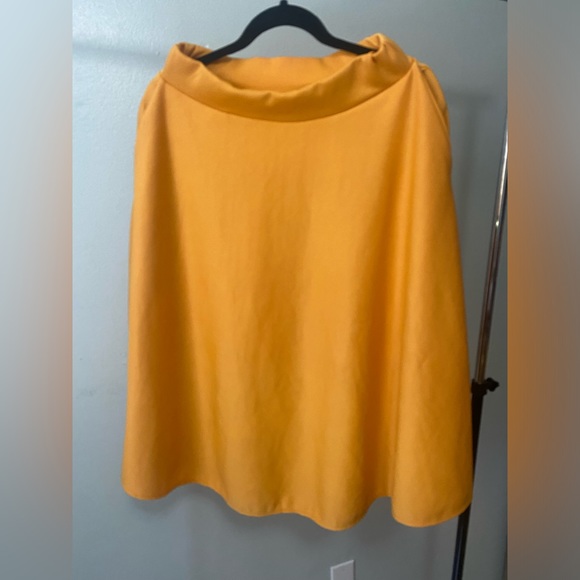 Skirt mid-lenght mustard color NWOT - Picture 14 of 16